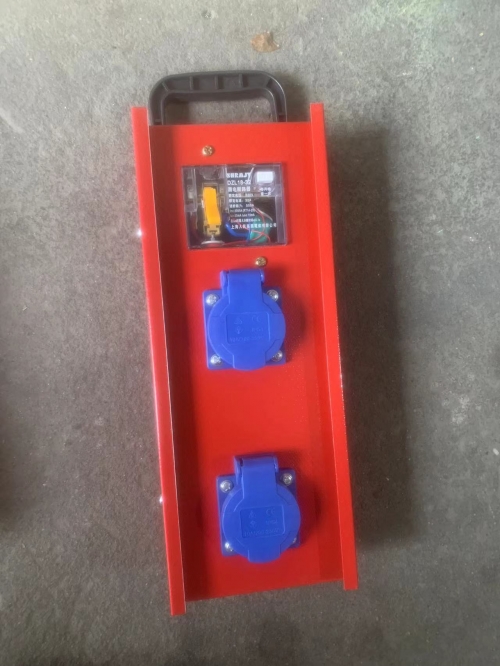 手提电箱（铁 防水两位五孔10A电箱）
